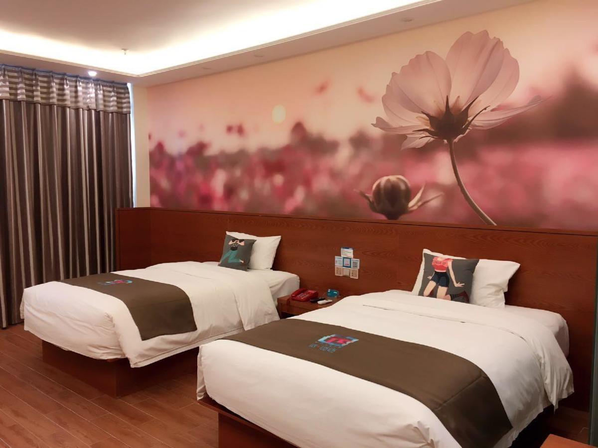 Pai Hotel Yuxi Tonghai Zewnętrze zdjęcie