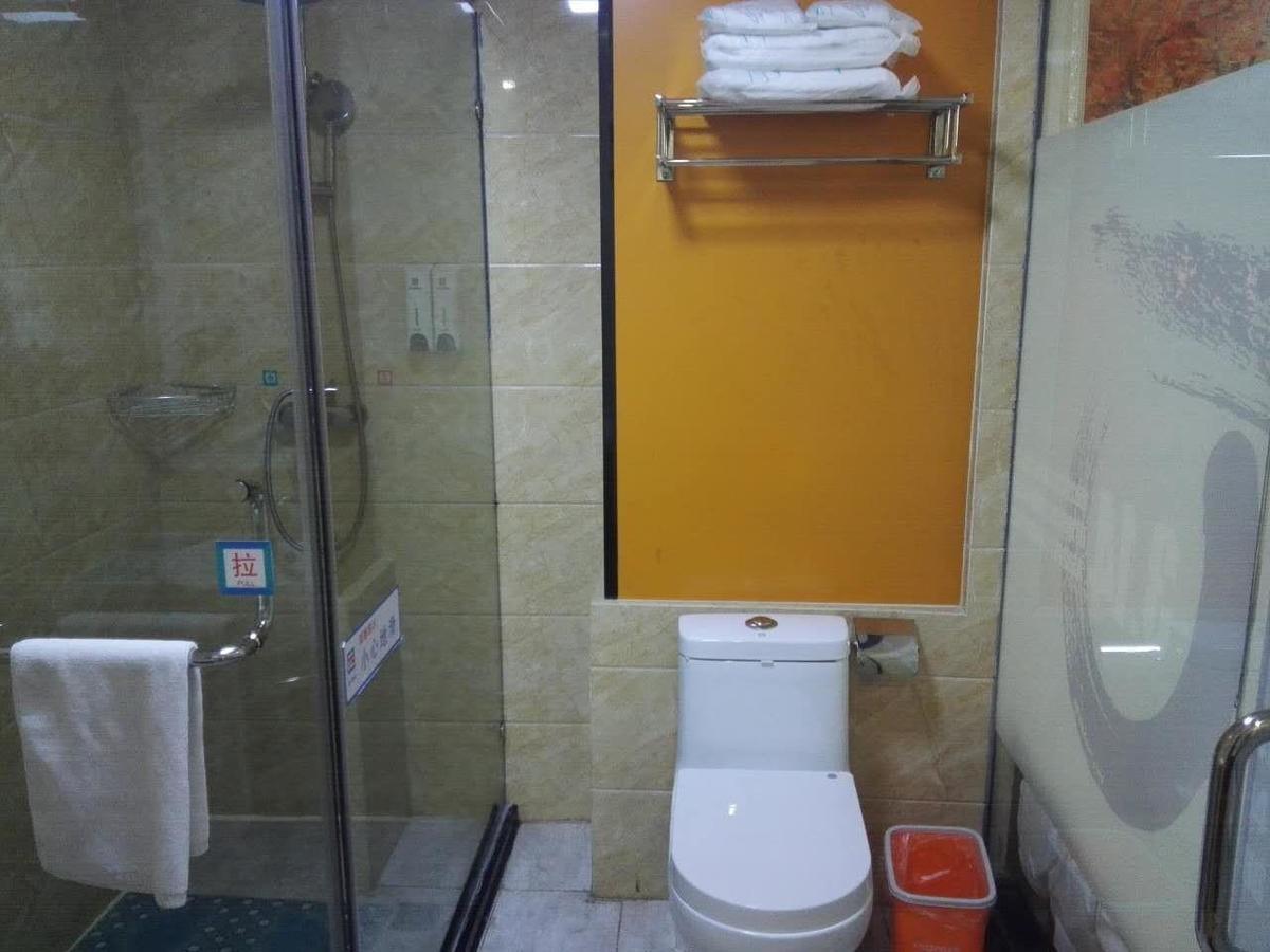 Pai Hotel Yuxi Tonghai Zewnętrze zdjęcie