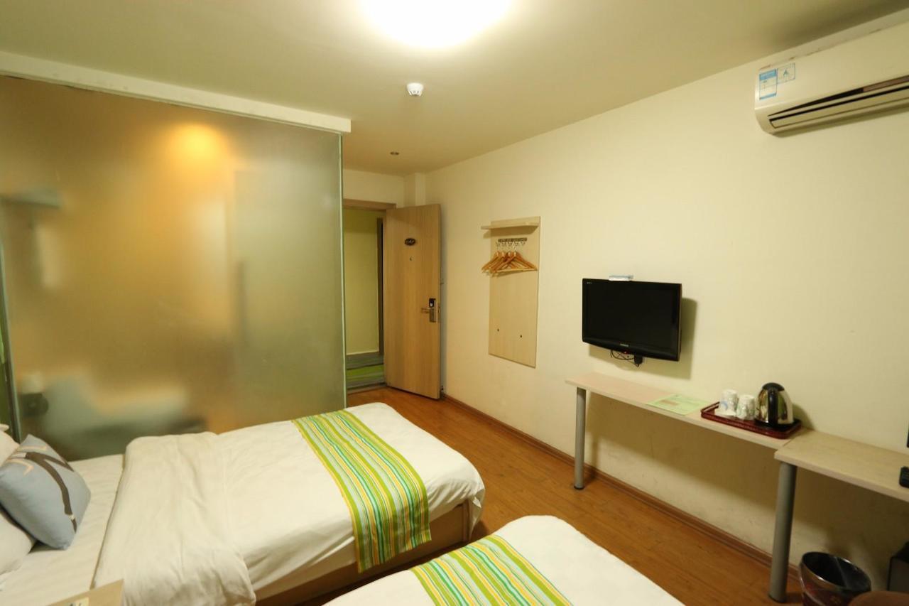 Pai Hotel Yuxi Tonghai Zewnętrze zdjęcie